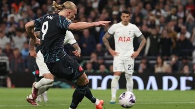 مانشستر سيتي يصعق توتنهام بثنائية ويعتلي صدارة الدوري الإنجليزي