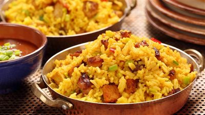 طريقة عمل الأرز بالكاري وزيت الزيتون