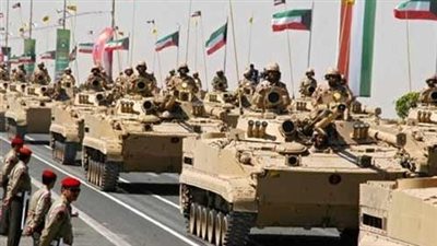 الجيش الكويتي ينفذ تدريب رماية لطائرات الأباتشي بالذخيرة الحية