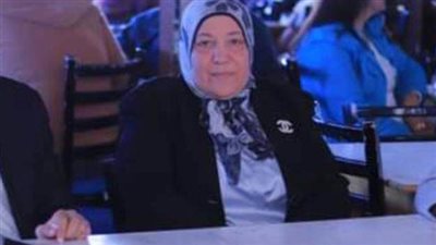 خلفا لـ 