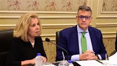 مشيرة خطاب: 