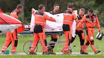 رئيس وزراء سلوفاكيا في حالة حرجة بعد إصابته بإطلاق نار.. فيديو