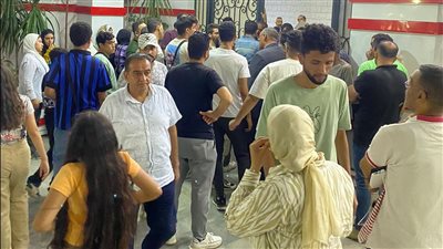 أعضاء الزمالك يحاصرون المبنى الاجتماعي بسبب تذاكر نهائي الكونفدراليه 