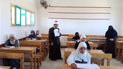 هدوء في ثاني أيام إمتحانات الإعدادية والإبتدائية الأزهرية بالإسماعيلية