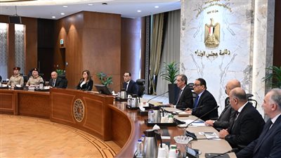 مدبولي يتابع تنفيذ منظومة النقل الذكي على الطرق السريعة (ITS)