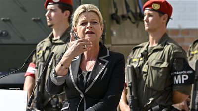 وزيرة الدفاع النمساوية: التعاون مع الناتو مستمر منذ 3 عقود ولا يؤثر على حياد البلاد