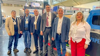 محافظ الإسكندرية يشارك في معرض 