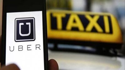 نشطاء : الوسطاء شركاء 