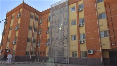 محافظ أسيوط ومساعد وزير الصحة يتفقدان أعمال تطوير مستشفى حميات ديروط