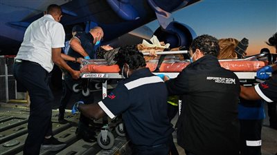 الإمارات تستقبل الدفعة الـ17 من أطفال فلسطين الجرحى ومرضى السرطان .. صور