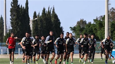  الأهلي ينهي مرانه الأول في تونس