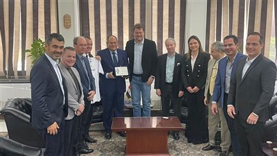 البحوث الزراعية يستقبل  للتجارة الدولية  للاقطان وجمعية مزارعي القطن بالبرازيل