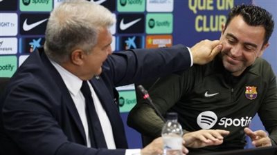 لابورتا يقرر الإطاحة بتشافي من برشلونة بسبب تصريحاته