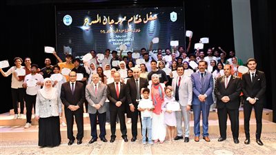 فوز كليات التجارة والعلوم والتمريض بمهرجان المسرح