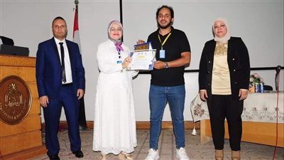 طبيب الزمالك فى مؤتمر العلاج الطبيعي بجامعة  بنى سويف 