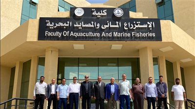 رئيس جامعة العريش يتفقد سير امتحانات الفصل الدراسي الثاني