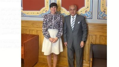 السفير المصري يلتقي رئيسة لجنة العلاقات الخارجية والدفاع بالبرلمان النرويجي