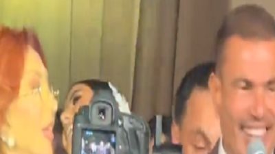 وصلة رقص لـ نبيلة عبيد في حفل زفاف ريم سامي برفقة عمرو دياب 