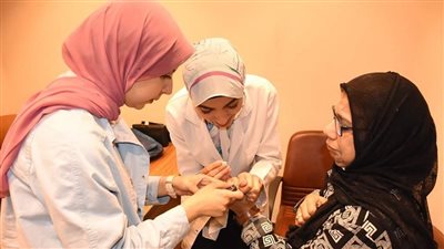 عدالة ومساندة تنظم قافلة طبية للصم وضعاف السمع مصحوبة بلغة الإشارة 