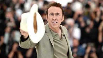 نيكولاس كيدج يصارع راكبي الأمواج في «The Surfer»