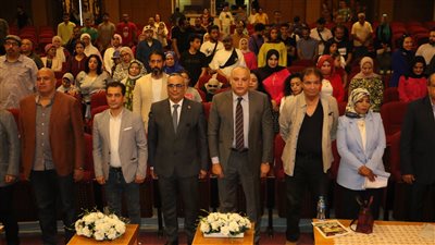 رئيس هيئة قصور الثقافة يفتتح الدورة 31 للمهرجان الختامي لنوادي المسرح بالسامر