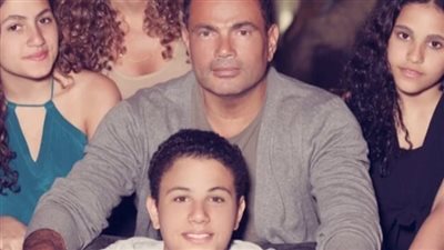 عمرو دياب.. الأبناء والصعود على أكتاف 