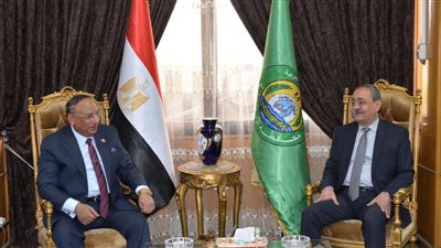 رئيس هيئة قضايا الدولة يوضع حجر الأساس لمبنى المحكمة الجديد بالإسماعيلية 