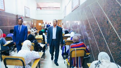 إنتظام طلاب 6 كليات بجنوب الوادي بأداء إمتحانات الفصل الدراسي الثاني