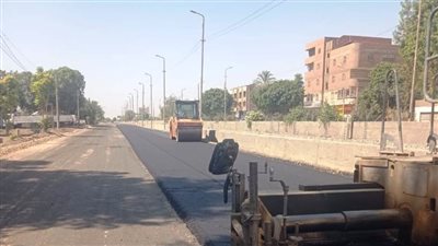 أسوان: تنفيذ مشروعات الرصف المدرجة بالخطة الإستثمارية بنسبة تجاوزت الـ 85 %