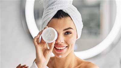 حمض يحميك من شيخوخة البشرة.. تعرف عليه