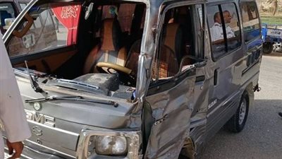 مصرع وإصابة شخصين في حادث تصادم سيارتين بأسيوط 