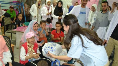 الوفد الروسي بجامعة أسيوط يزور معهد جنوب مصر للأورام لدعم أطفال السرطان