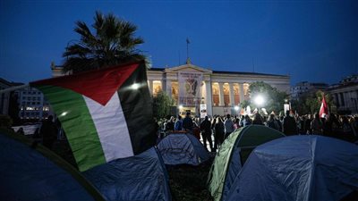 اليونان ترحل 9 أوروبيين بعد احتجاجات مؤيدة للفلسطينيين