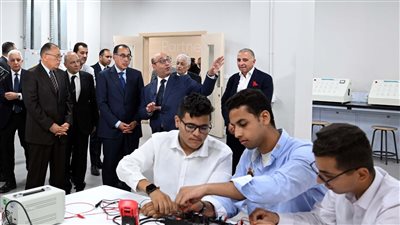 رئيس الوزراء يشهد افتتاح جامعة السويدي للتكنولوجيا 
