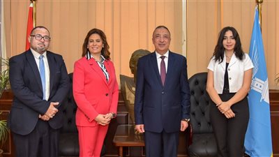 محافظ الإسكندرية يستقبل وفدا من وحدة الشفافية بوزارة المالية