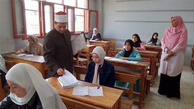 طلاب الإبتدائية الأزهرية يختتمون امتحاناتهم بالإسماعيلية اليوم الثلاثاء