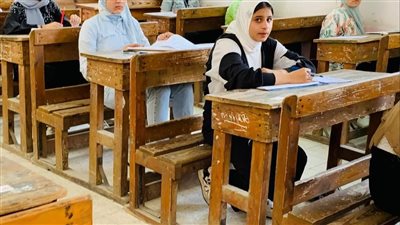  104 آلاف طالب بالإعدادية يؤدون امتحان الجبر بالإسكندرية 