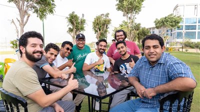 جامعة النيل تستقبل خريجي كلياتها خلال العشر سنوات الماضية