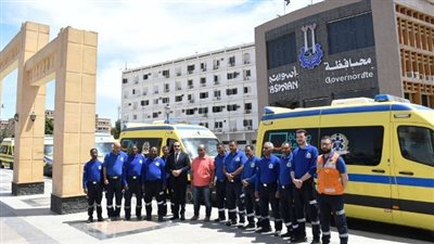  إصابة 8 أجانب إثر انقلاب سيارة بأسوان