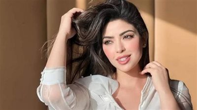 ميرنا جميل تشعل إنستجرام بالأسود في أحدث ظهور (صور)