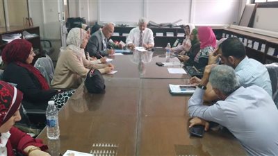 إجتماع موسع بمركز ضمان الجودة بجامعة القناة لجميع الوحدات بالكليات  