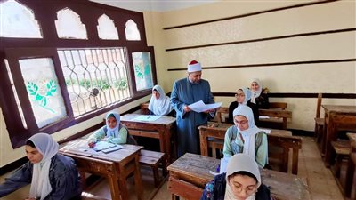 أزهر الشرقية يختتم امتحانات الفصل الدراسي الثاني لطلاب الشهادتين الإعدادية والابتدائية
