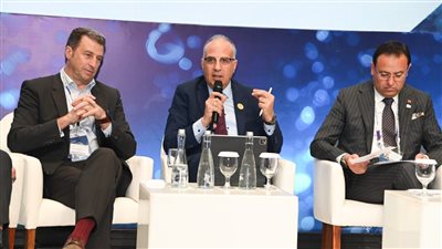 وزير الري يشارك فى جلسة تقييم الوضع العالمي لموارد المياه غير التقليدية والطاقة المتجددة