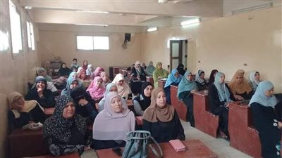 محافظ الدقهلية يتابع ندوات تمكين المرأة اقتصاديا واجتماعيا 