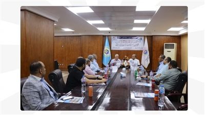 وزارة العمل توقع بروتوكول مع الغرفة التجارية لربط مخرجات التدريبات المهنية بسوق العمل