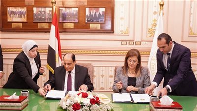 وزيرة التخطيط ورئيس مجلس القضاء الأعلى يوقعان بروتوكول تعاون مشترك 