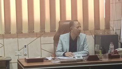 رئيس مطاي.. التعدي على الأرضي الزراعية خط أحمر  ولاتهاون مع المقصرين 