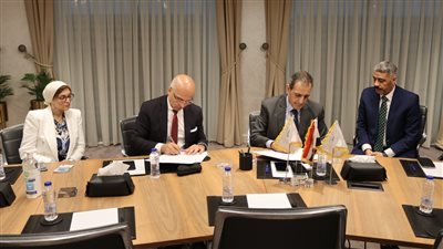 بروتوكول تعاون بين جامعة عين شمس مجمع الإصدارات المؤمنة