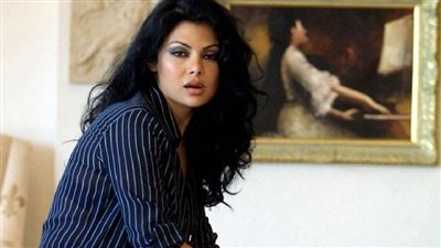 بعيدًا عن الجسد.. أغانٍ لـ هيفاء وهبي جعلتها ملكة الإغراء الصوتي