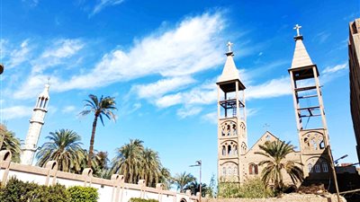  مسلمون محـل ميلادهم في كنيسة.. ما الـقصة؟ 